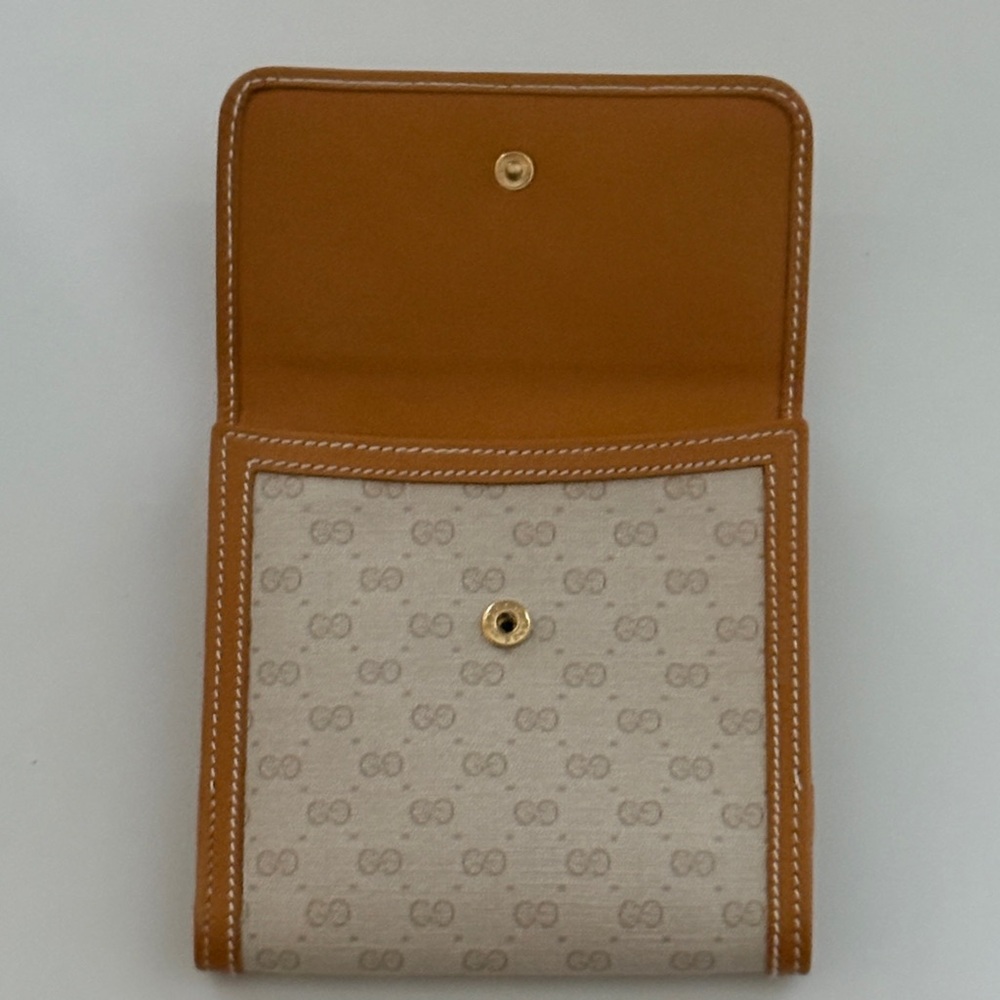 Gucci Supreme GG Tan and Cream Women's Wallet - Picture 4 of 4